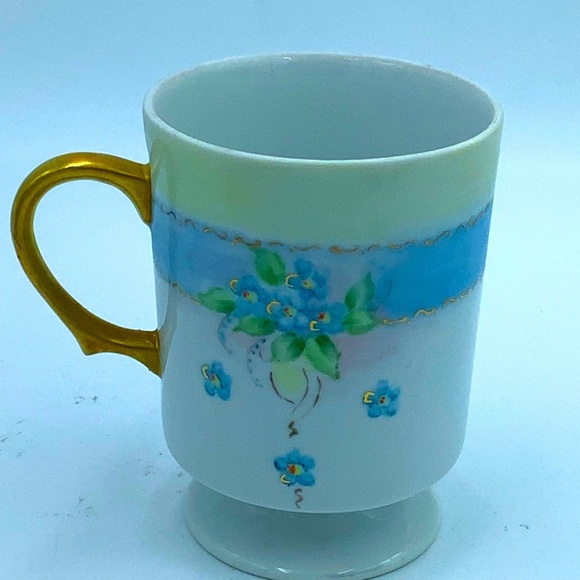 Three Vintage Hand Painted Footed Mugs - Picture 9 of 12